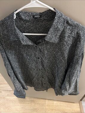 Express Black and White Mini Dot Button-Down Tie back Shirt